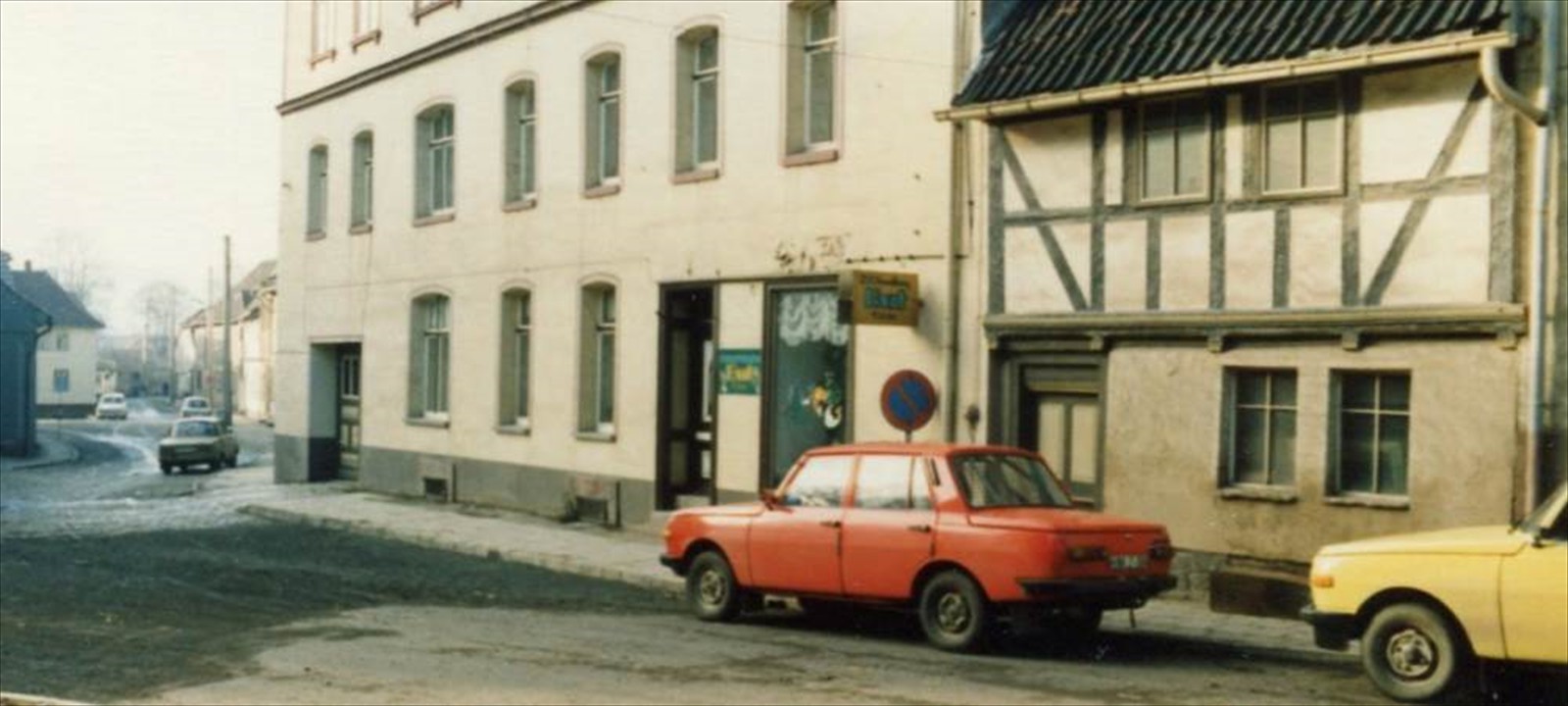 1990